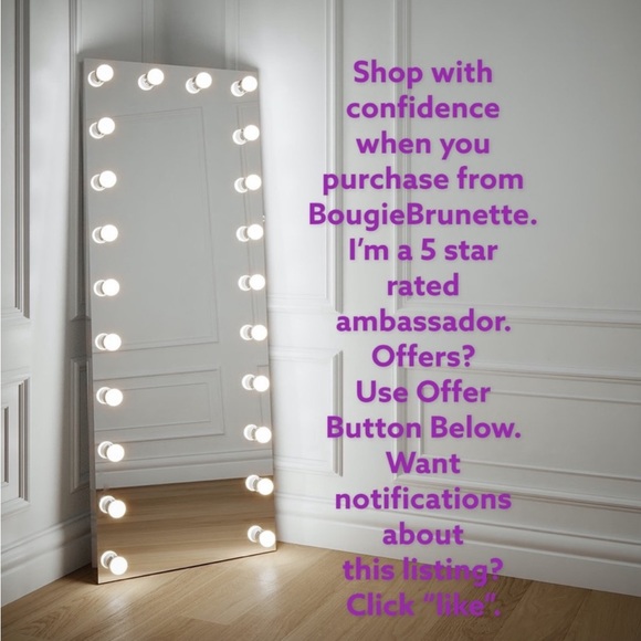 Vintage Chanel Circular Pendant Necklace - Picture 8 of 8